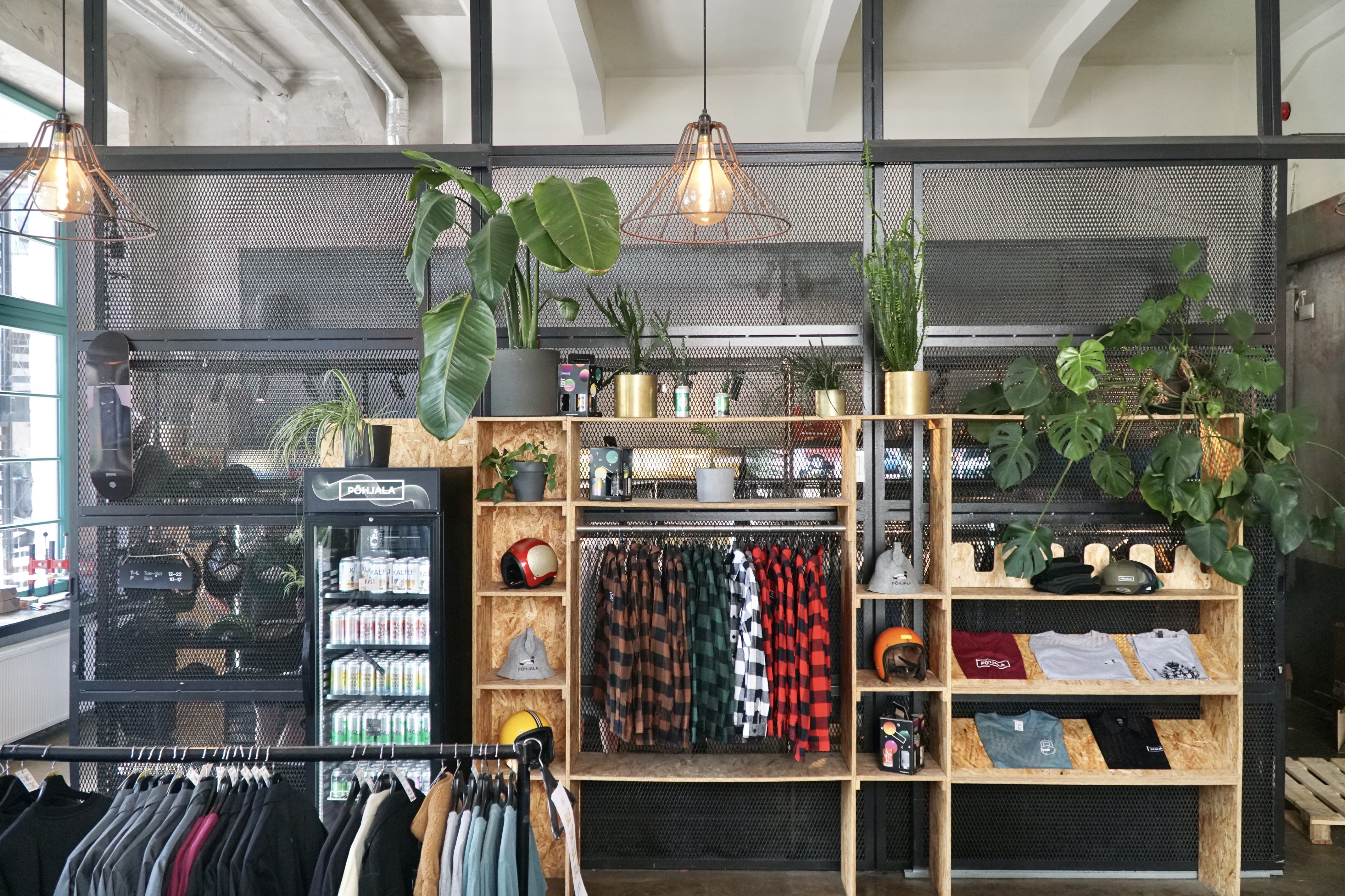 Põhjala poe interjöör ja toodete väljapanek